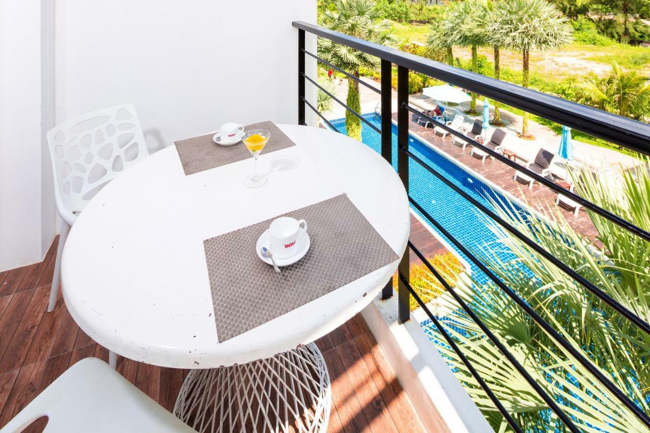 Sungthong Kamala Beach Resort Zewnętrze zdjęcie